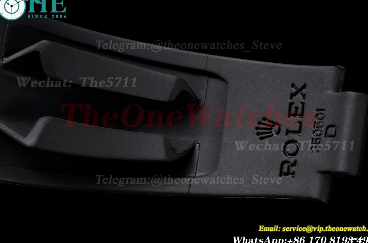 126655 VR3235 RG RU C+S Black Yacht-Master 40mm Dot 0101